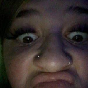 Meet your Posher, Isabel